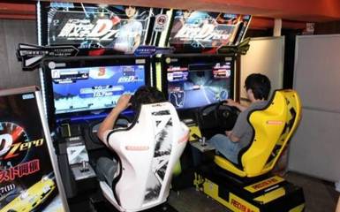 動(dòng)漫游戲雙管齊下 《頭文字D》與《灣岸》的車神之爭(zhēng)與游戲開發(fā)解析